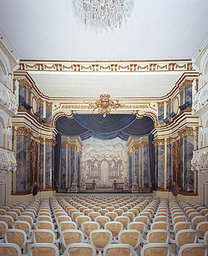 Schlosstheater Schwetzingen: Bühne (Foto: LMZ/SSG) 