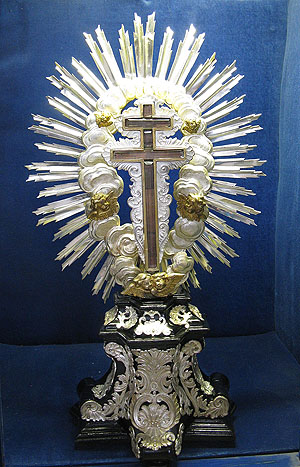 Reliquiar mit Partikel vom Heiligen Kreuz. Kloster Wiblingen, Kirchenschatz. Foto: SSG/Ov Wiblingen