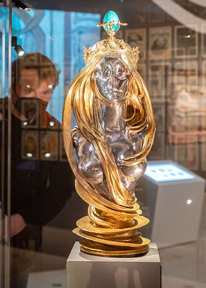Alfons Mucha: Weibliche Büste. Badisches Landesmuseum. Foto Uli Deck/blm