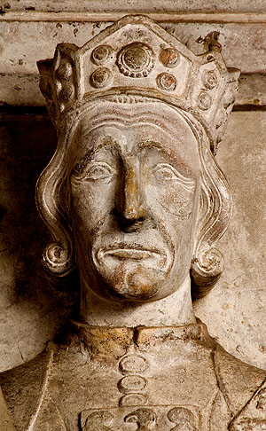 Kopf von der Bildnisplatte Rudolfs von Habsburg in der Krypta des Speyerer Doms.Bild: HMP / Domkapitel Speyer / Foto: Florian Monheim