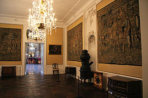 Schloss Bruchsal, "Gelbes Zimmer", im Hintergrund der Marmorsaal. Foto: kulturer.be