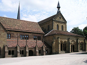UNESCO Welterbe Kloster Maulbronn, Klosterhof mit Portikus. Foto: kulturer.be
