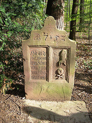 Gedenkstein in Birkenfeld-Gräfenhausen (Barbara Hauser, Neuenbürg)
