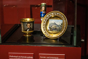 Blick in die Ausstellung „König Ludwig I. – Sehnsucht Pfalz“. Bild: Historisches Museum der Pfalz Speyer/Foto: Julia Paul