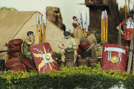 Neupr�sentation der r�mischen Funde im Arch�ologischen Museum Colombischl�ssle: Modell des r�mischen Feldlagers