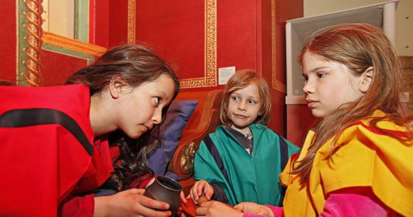 Kinder im Landesmuseum. Bild (c) blm