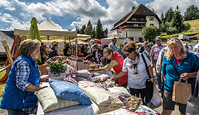 (&copy; Klaus Hansen/Naturpark S&uuml;dschwarzwald): Impressionen eines Naturpark-Marktes